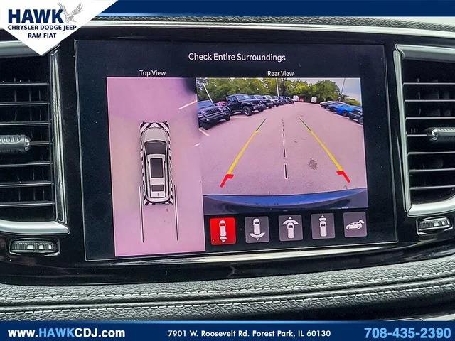 2024 Chrysler Pacifica Hybrid Premium S Appearance Pkg