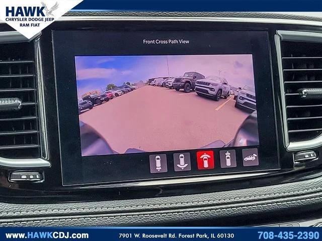 2024 Chrysler Pacifica Hybrid Premium S Appearance Pkg