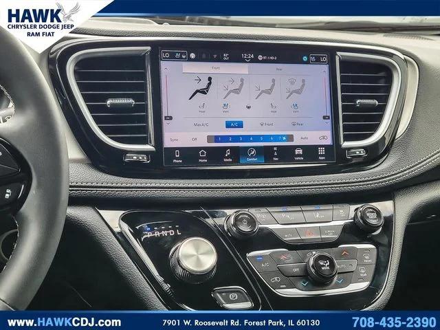 2024 Chrysler Pacifica Hybrid Premium S Appearance Pkg