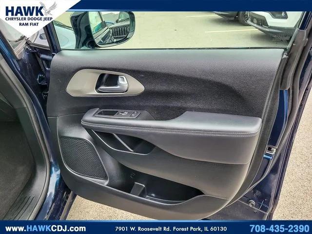 2024 Chrysler Pacifica Hybrid Premium S Appearance Pkg