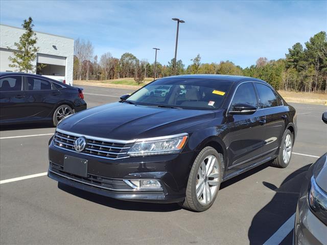 2018 Volkswagen Passat 2.0T SEL Premium