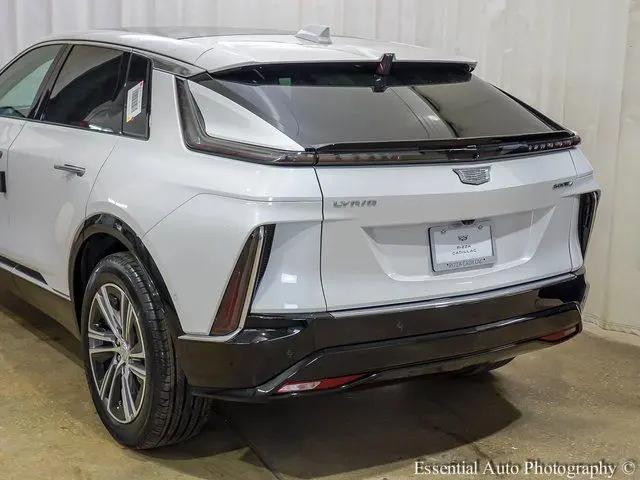 2025 Cadillac iQ Luxury 2 RWD