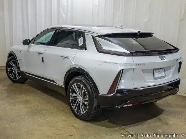 2025 Cadillac iQ Luxury 2 RWD