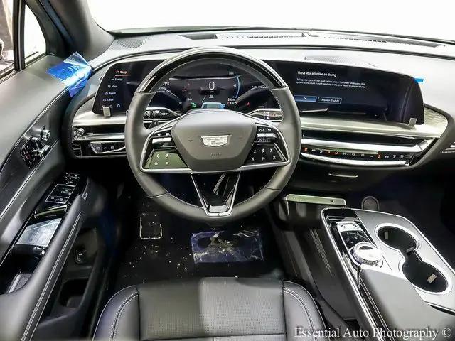 2025 Cadillac iQ Luxury 2 RWD