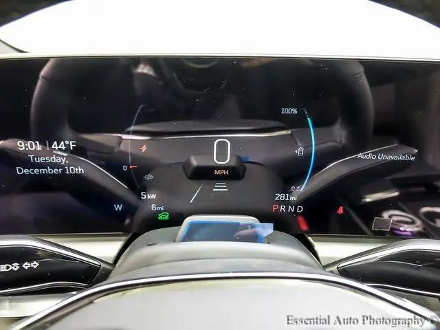 2025 Cadillac iQ Luxury 2 RWD