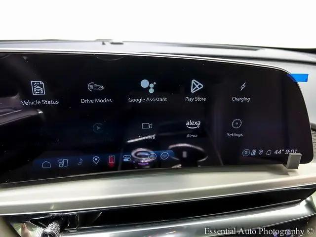 2025 Cadillac iQ Luxury 2 RWD