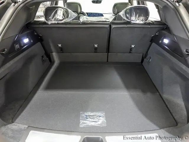2025 Cadillac iQ Luxury 2 RWD