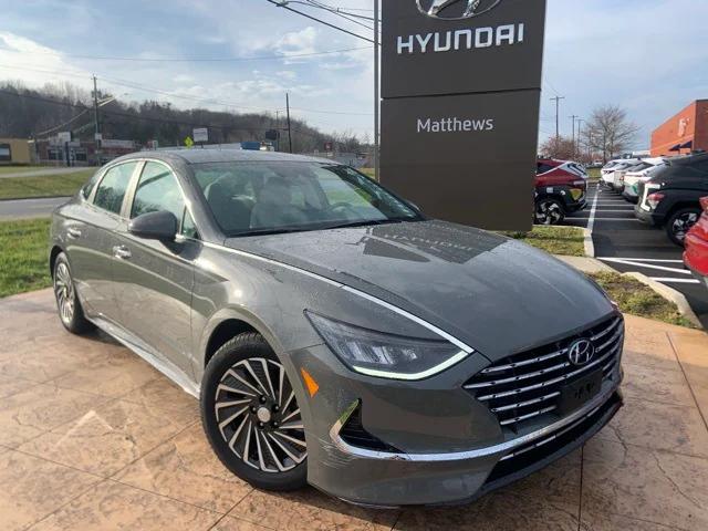 2022 Hyundai Sonata Hybrid