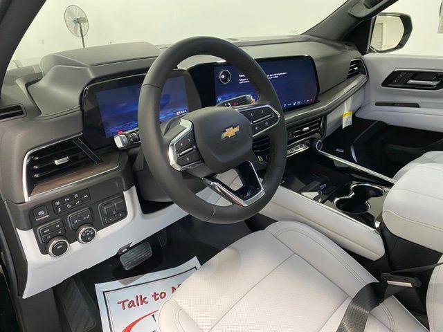 2025 Chevrolet Suburban 4WD Premier