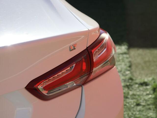 2022 Chevrolet Malibu FWD LT