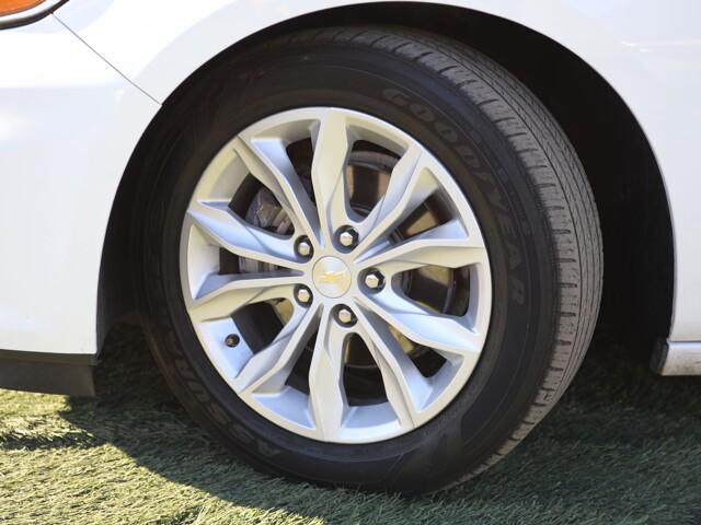 2022 Chevrolet Malibu FWD LT