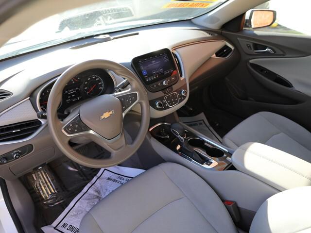 2022 Chevrolet Malibu FWD LT