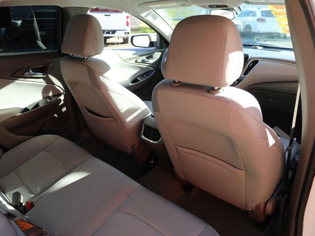 2022 Chevrolet Malibu FWD LT