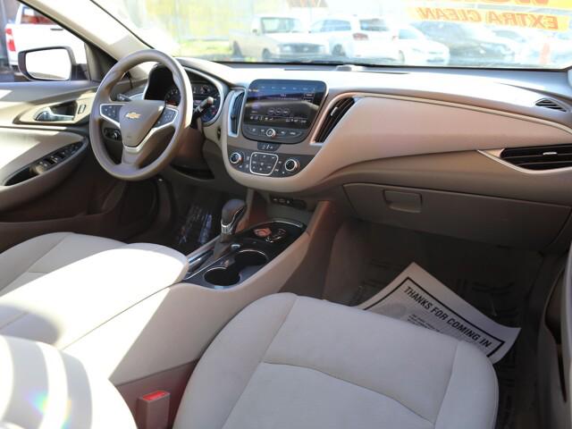 2022 Chevrolet Malibu FWD LT