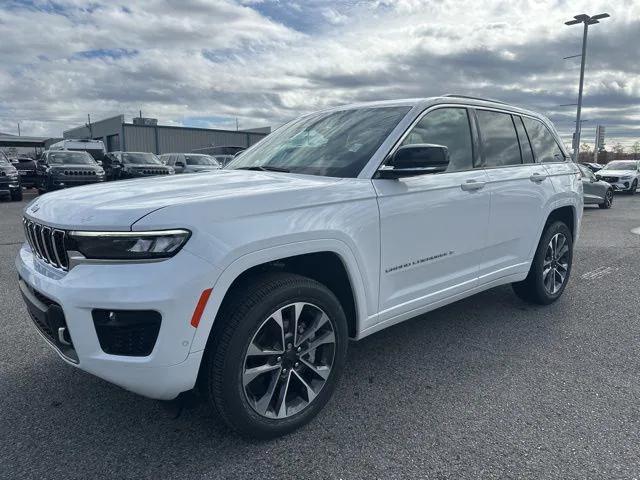 2025 Jeep Grand Cherokee GRAND CHEROKEE OVERLAND 4X4