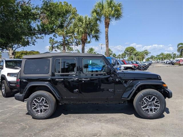 2025 Jeep Wrangler WRANGLER 4-DOOR SAHARA