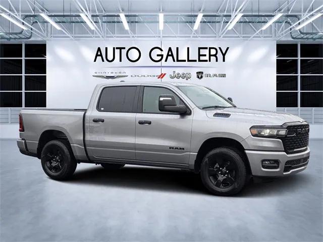 2025 RAM Ram 1500 RAM 1500 TRADESMAN CREW CAB 4X4 57 BOX