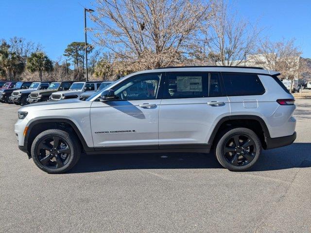 2025 Jeep Grand Cherokee GRAND CHEROKEE L ALTITUDE X 4X2