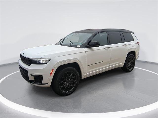 2025 Jeep Grand Cherokee GRAND CHEROKEE L SUMMIT RESERVE 4X4