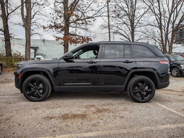 2023 Jeep Grand Cherokee Altitude 4x4