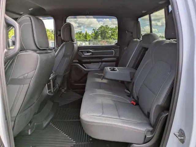 2021 Ram 1500 Big Horn Crew Cab 4x4 5'7" Box