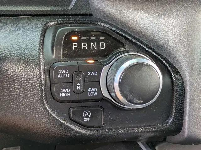 2021 Ram 1500 Big Horn Crew Cab 4x4 5'7" Box