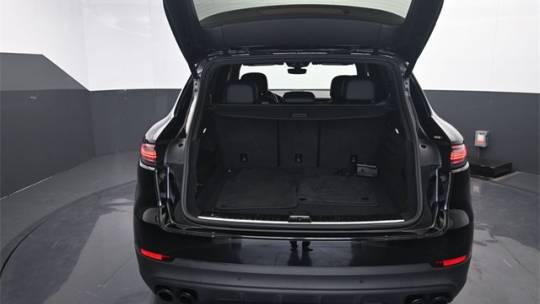 2022 Porsche Cayenne Platinum Edition