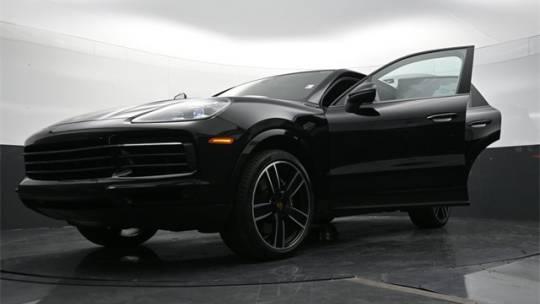 2022 Porsche Cayenne Platinum Edition