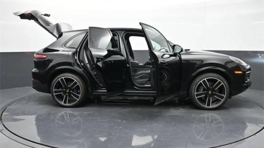 2022 Porsche Cayenne Platinum Edition