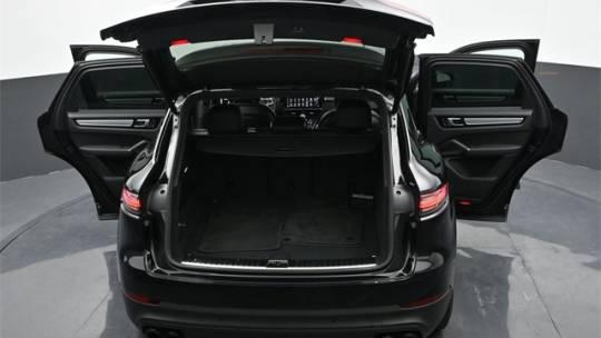 2022 Porsche Cayenne Platinum Edition