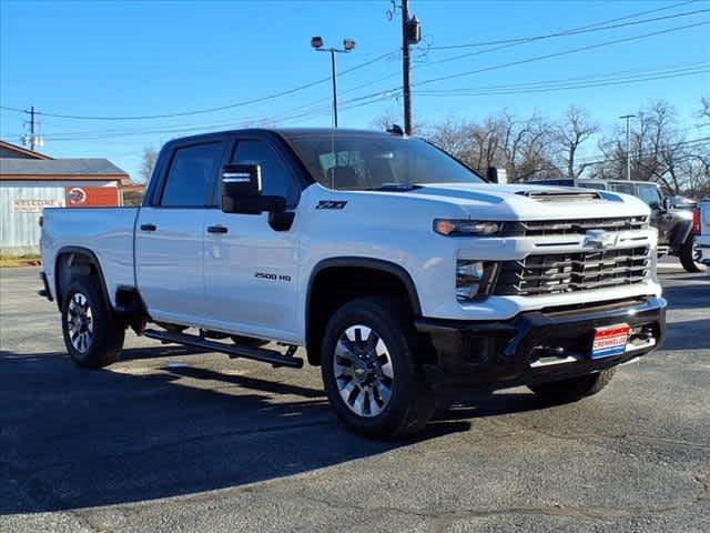 2024 Chevrolet Silverado 2500HD 4WD Crew Cab Standard Bed Custom