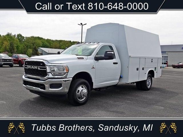 2024 RAM Ram 3500 Chassis Cab RAM 3500 TRADESMAN CHASSIS REGULAR CAB 4X4 84 CA