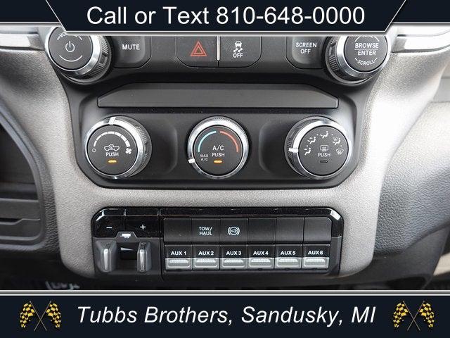2024 RAM Ram 3500 Chassis Cab RAM 3500 TRADESMAN CHASSIS REGULAR CAB 4X4 84 CA