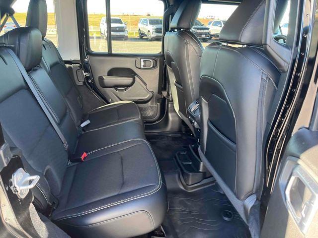 2023 Jeep Wrangler 4-Door Freedom 4x4
