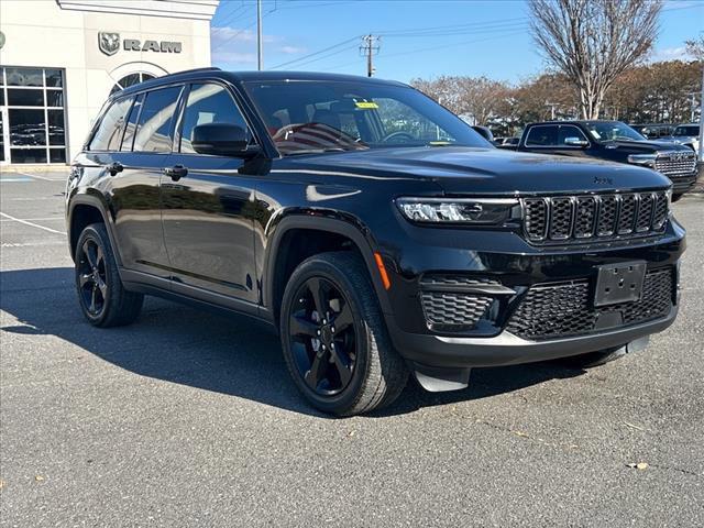 2023 Jeep Grand Cherokee Altitude 4x4