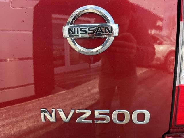 2021 Nissan 2500 SV High Roof V8
