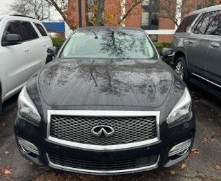 2015 Infiniti Q70L