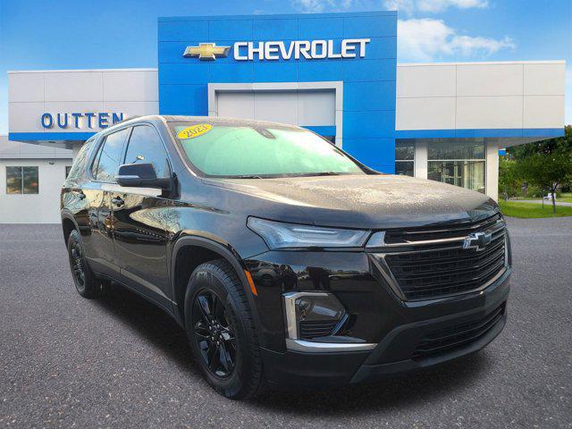 2023 Chevrolet Traverse AWD LT Leather