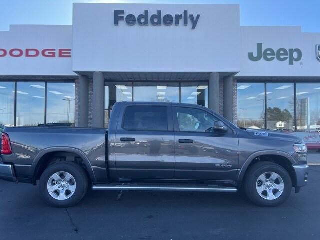 2025 RAM Ram 1500 RAM 1500 BIG HORN CREW CAB 4X4 57 BOX