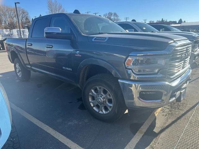 2019 RAM 3500 Laramie Crew Cab 4x4 64 Box