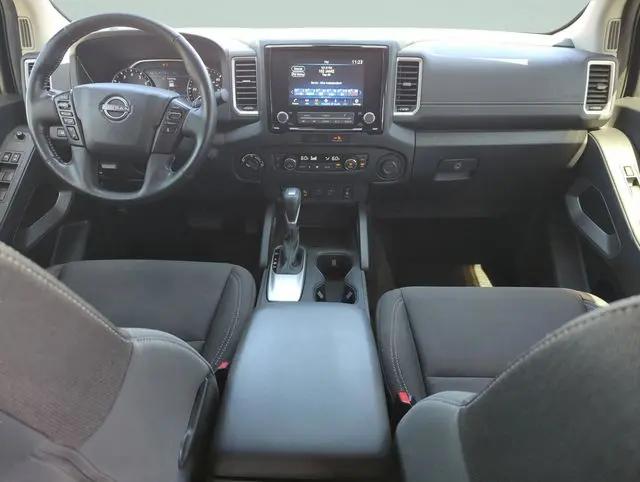 2022 Nissan Frontier Crew Cab SV 4x4