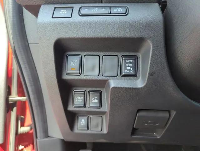 2022 Nissan Frontier Crew Cab SV 4x4