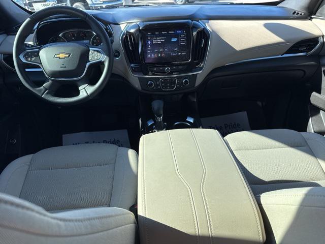 2023 Chevrolet Traverse FWD LT Cloth