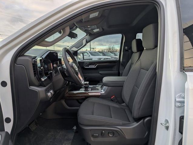2025 GMC Sierra 1500 4WD Crew Cab Short Box Elevation with 3SB