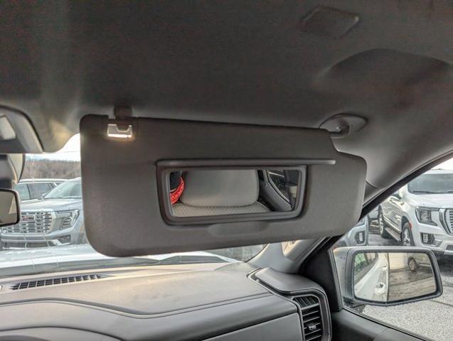 2025 GMC Sierra 1500 4WD Crew Cab Short Box Elevation with 3SB