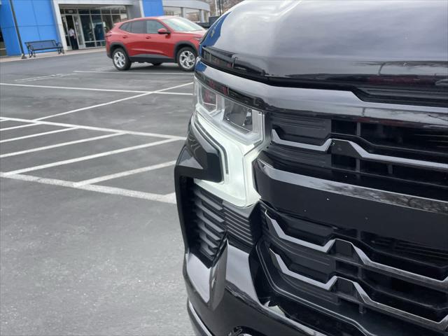 2024 Chevrolet Silverado 1500 4WD Crew Cab Short Bed RST