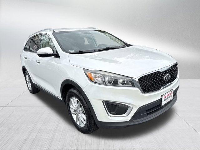 2017 Kia Sorento 2.4L LX 2017 Kia Sorento 2.4L LX