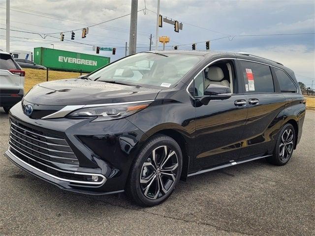 2025 Toyota Sienna Platinum
