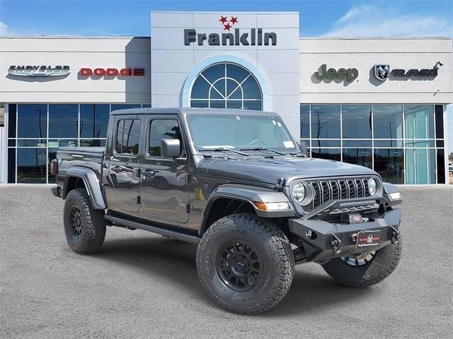 2025 Jeep Gladiator GLADIATOR NIGHTHAWK 4X4 2025 Jeep Gladiator GLADIATOR NIGHTHAWK 4X4