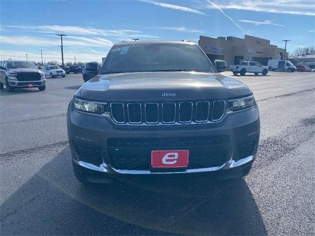 2025 Jeep Grand Cherokee GRAND CHEROKEE L LAREDO X 4X4